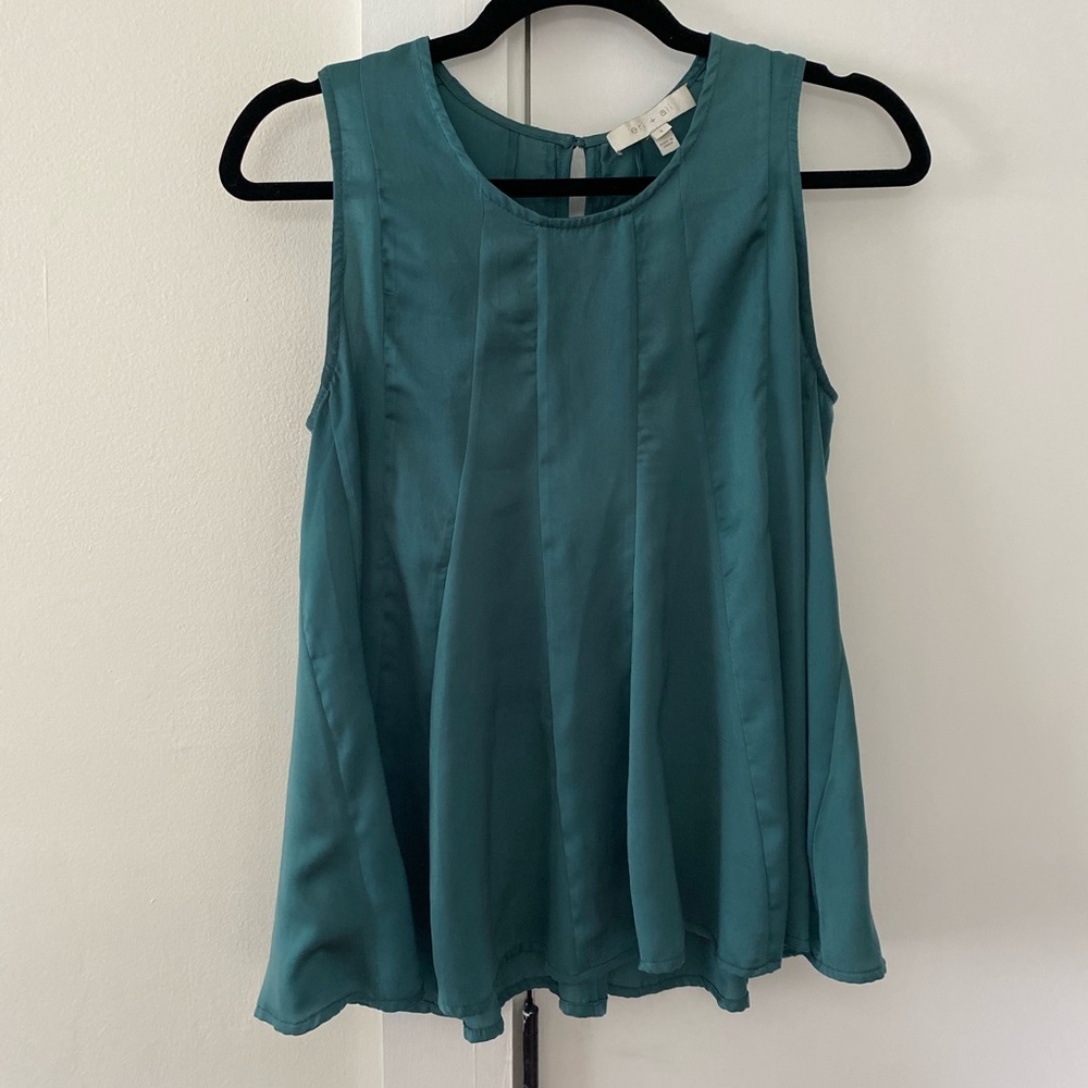Teal swingy top from Anthropologie, by Eri + Ali